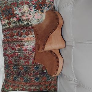 Pedro Garcia Brown Suede Clogs.